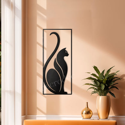 Elegant Cat: Zarif Kedi Duruşu